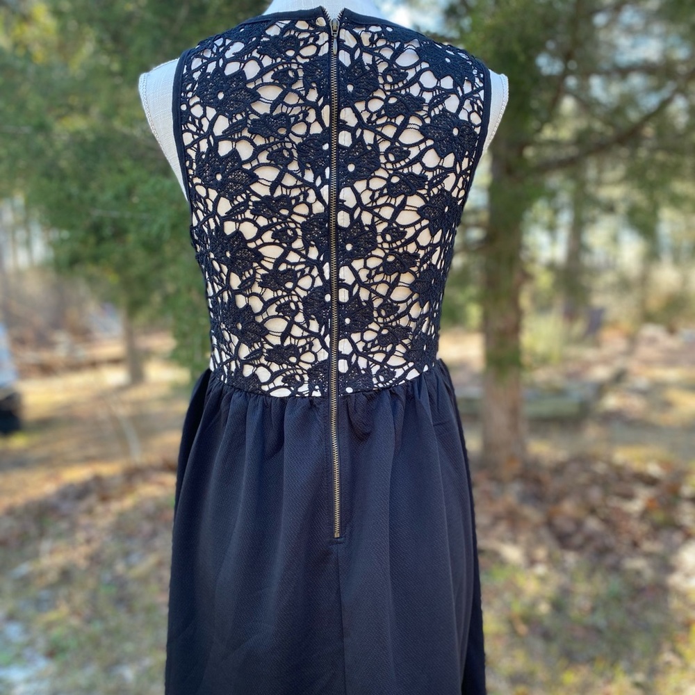 ⭐️ 4/$20 Girls Medium Black w/ Lace Bodice Skater Dress - Picture 4 of 6
